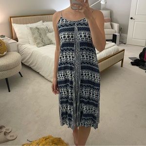 Hem & Thread blue floral midi dress